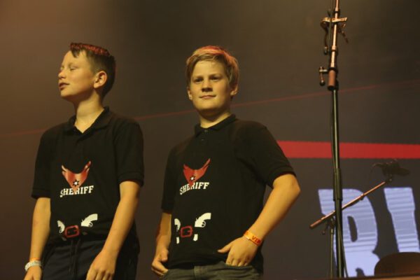 Finn Lorkeers (12 jaar) en Daan Roelofs (13 jaar)