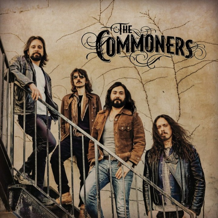 Review: The Commoners – Find A Better Way

Album nummer twee van The Commoners dwingt je om te kiezen voor hun stevige Classic Rock geluid of hun meer melodieuze rock kant.

https://www.bluestownmusic.nl/review-the-commoners-find-a-better-way/

#TheCommoners #rock #classicrock #melodicrock